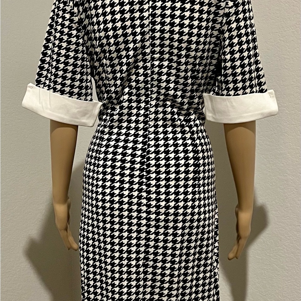 Never worn. - Picture 6 of 7